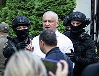 Черный кулек Додона. На Украине и в Молдавии обострилась внутриполитическая борьба