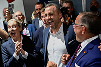 �������� �������� �������������. AfD ����� ��������-������� � ��������� ���������� ������