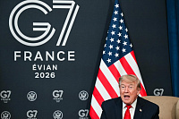 ��� ��������� ������ ��� ������. � ��������� G7 ������� - ����������, ���� - �����������, ����� - ����, � ���� - ������